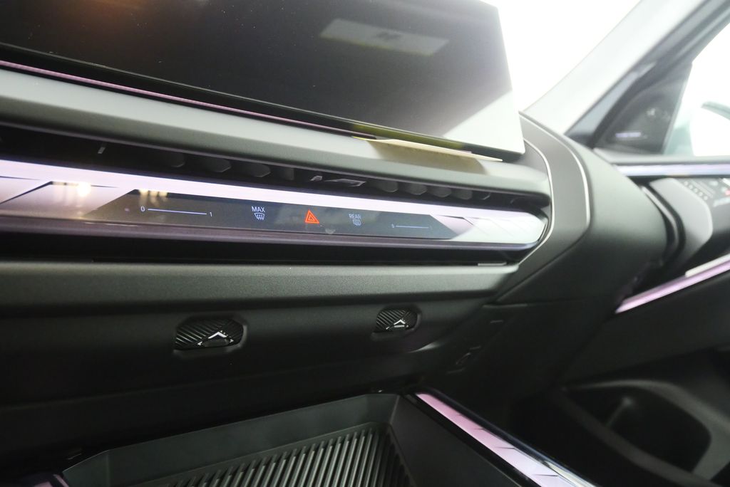 Thumbnail: 2026 BMW X3 - 21