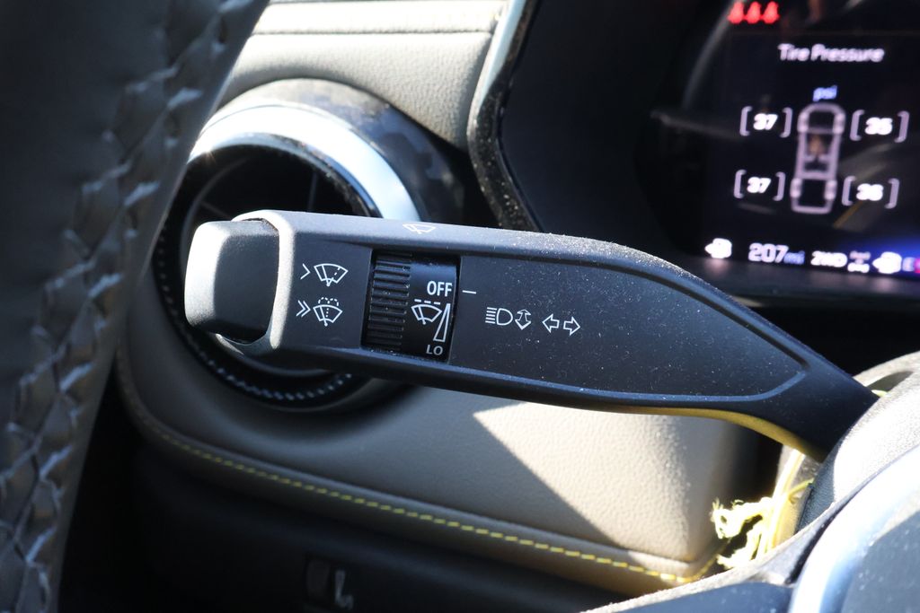 Thumbnail: 2024 Chevrolet Colorado - 22
