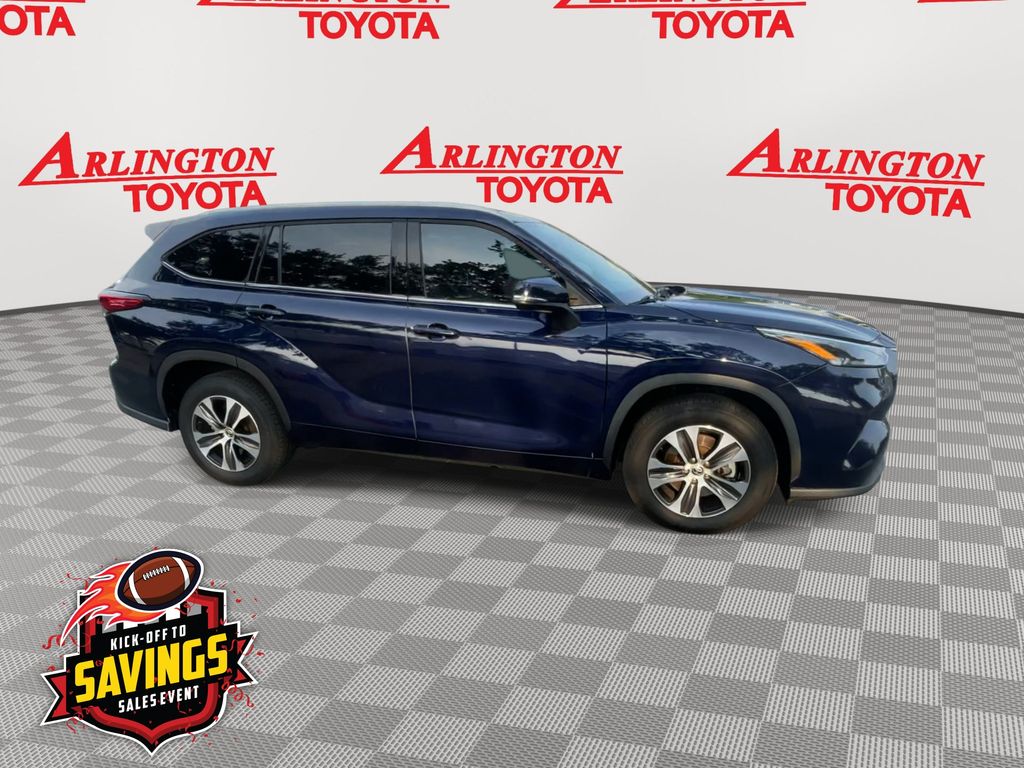 Used 2022 Toyota Highlander SUV