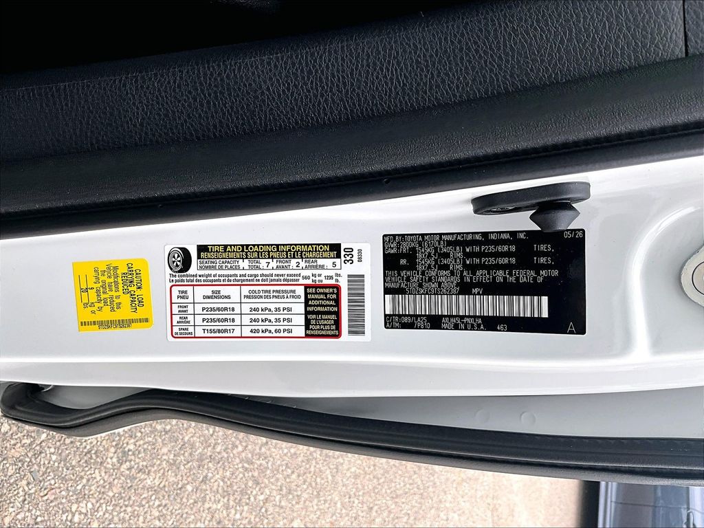 2026 Toyota Sienna — photo 17