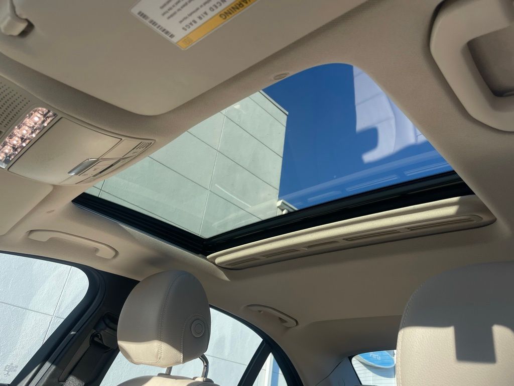 Thumbnail: 2021 Mercedes-Benz C-Class - 26