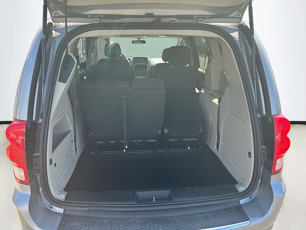 Thumbnail: 2014 Dodge Grand Caravan - 24
