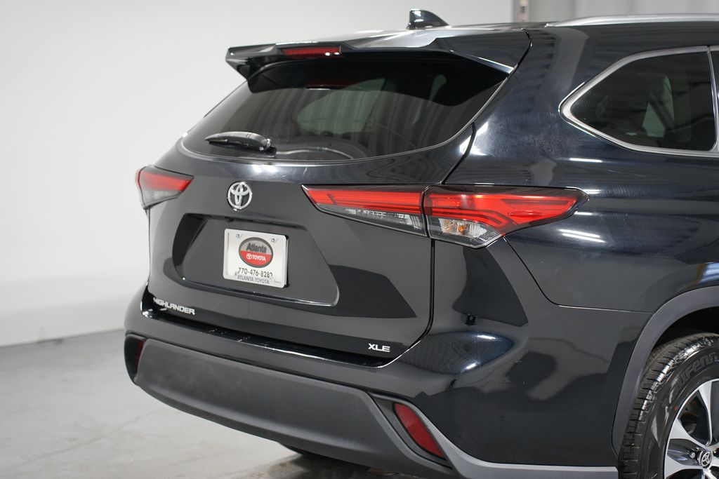 2021 Toyota Highlander XLE 9