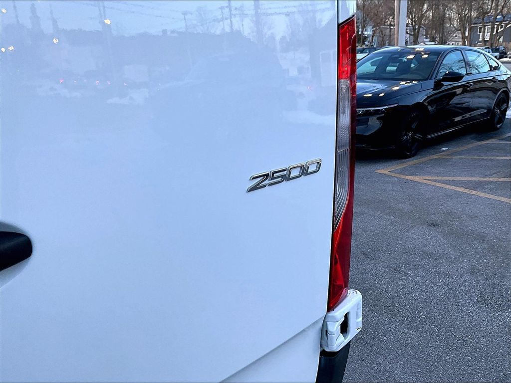 2024 Mercedes-Benz Sprinter 2500 — photo 26