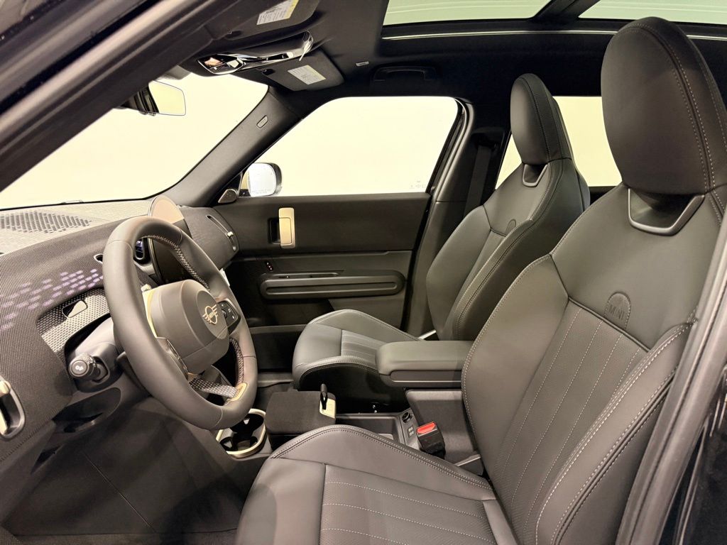 Thumbnail: 2027 MINI Cooper Countryman - 12
