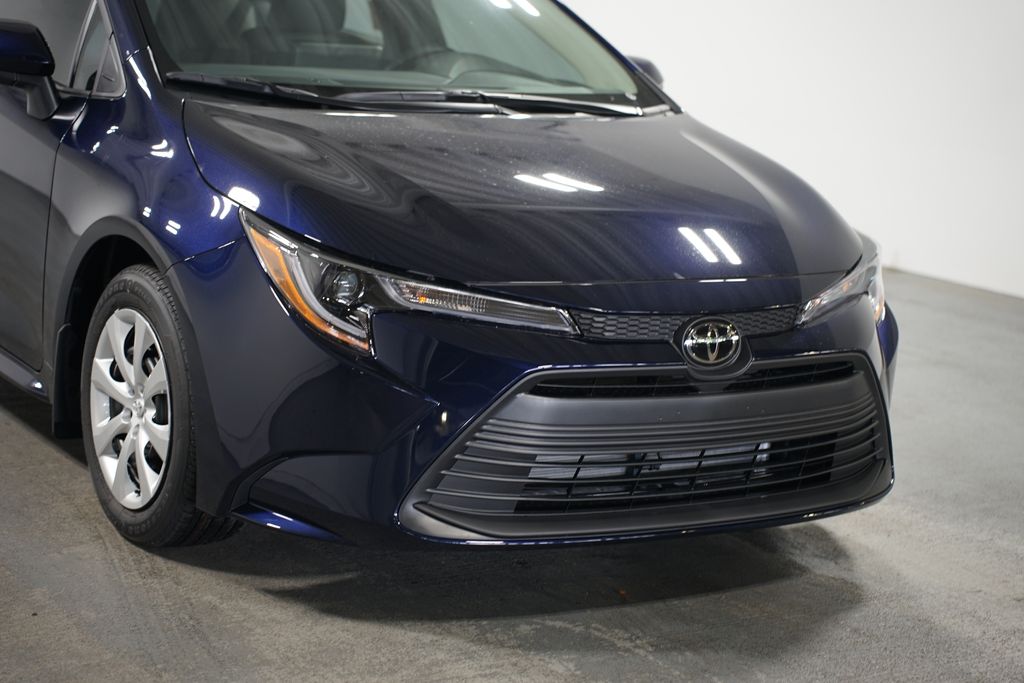 2025 Toyota Corolla LE 4