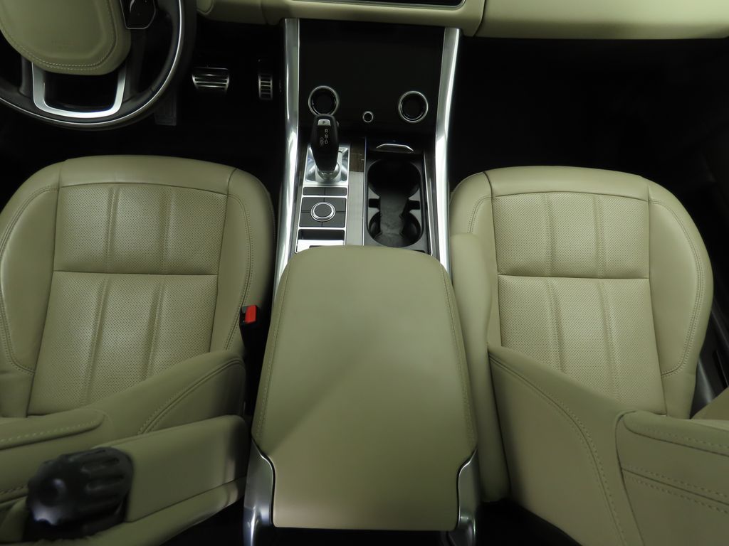 Thumbnail: 2022 Land Rover Range Rover Sport - 17