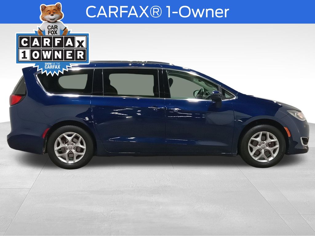 2019 Chrysler Pacifica Touring Plus