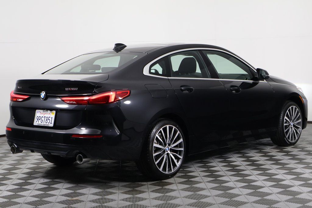 Thumbnail: 2024 BMW 2 Series - 4