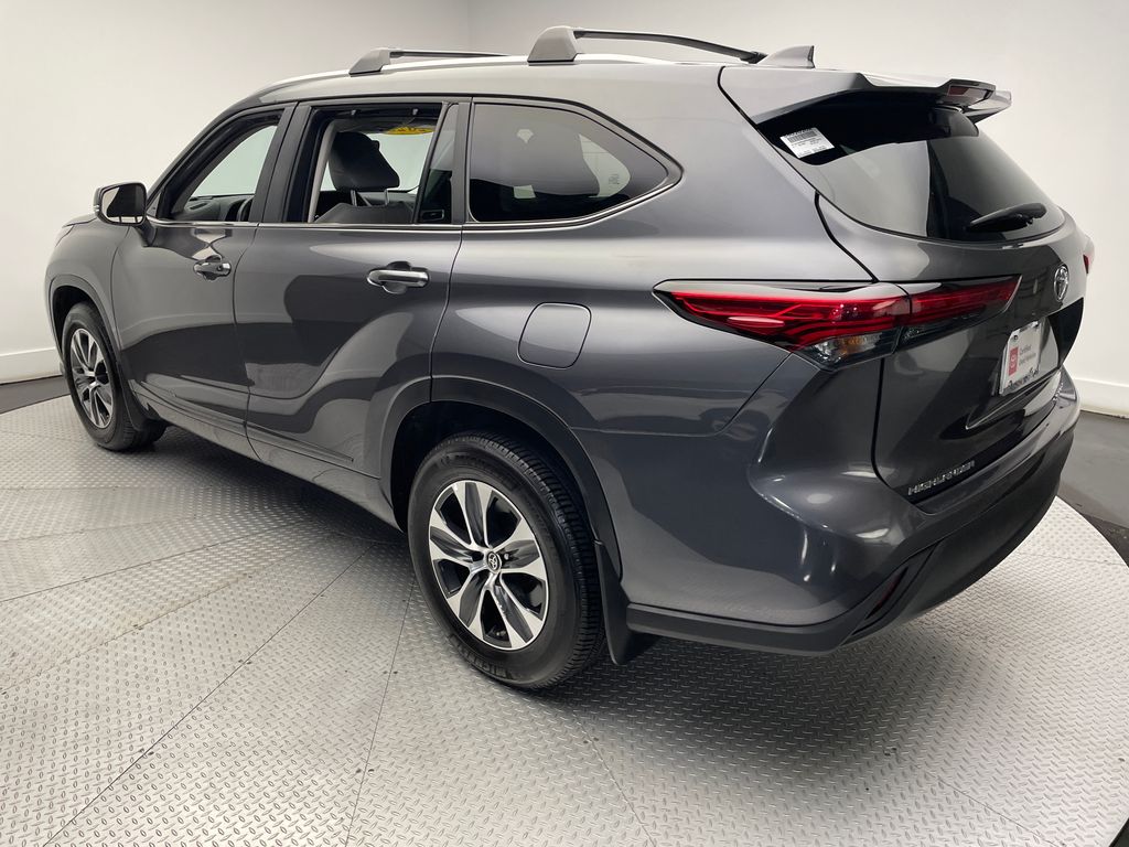 2023 Toyota Highlander XLE 7
