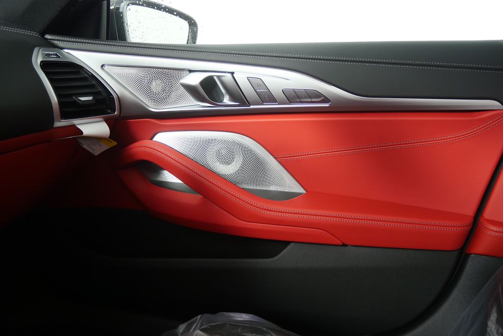 Thumbnail: 2026 BMW 8 Series - 23