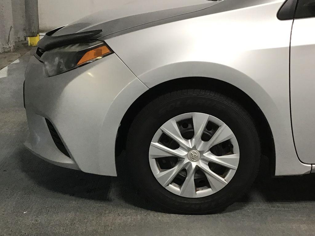Thumbnail: 2014 Toyota Corolla - 5