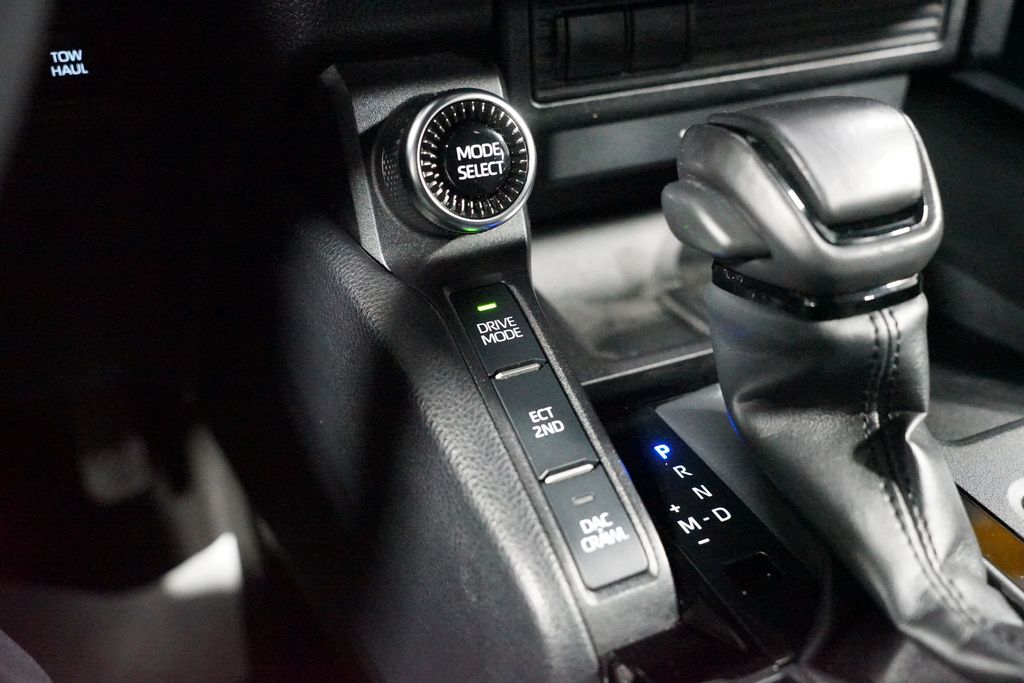 Thumbnail: 2025 Toyota Land Cruiser - 21