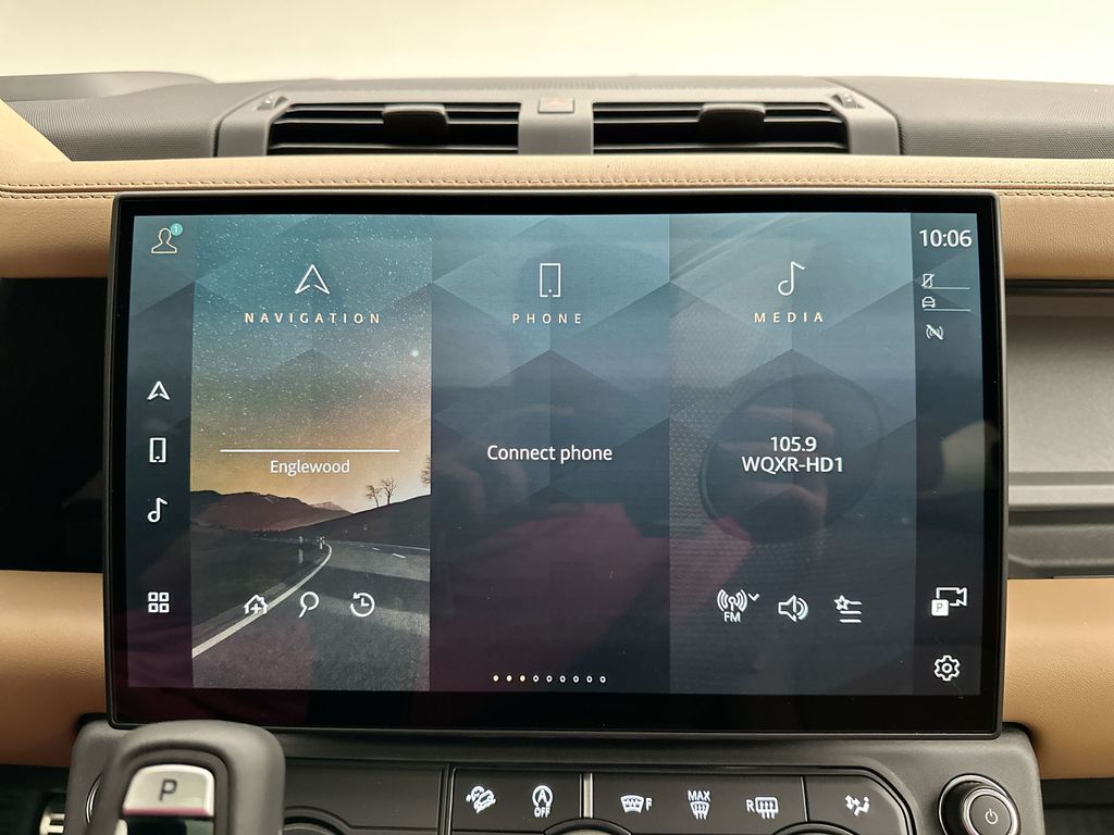 Thumbnail: 2026 Land Rover Defender - 14