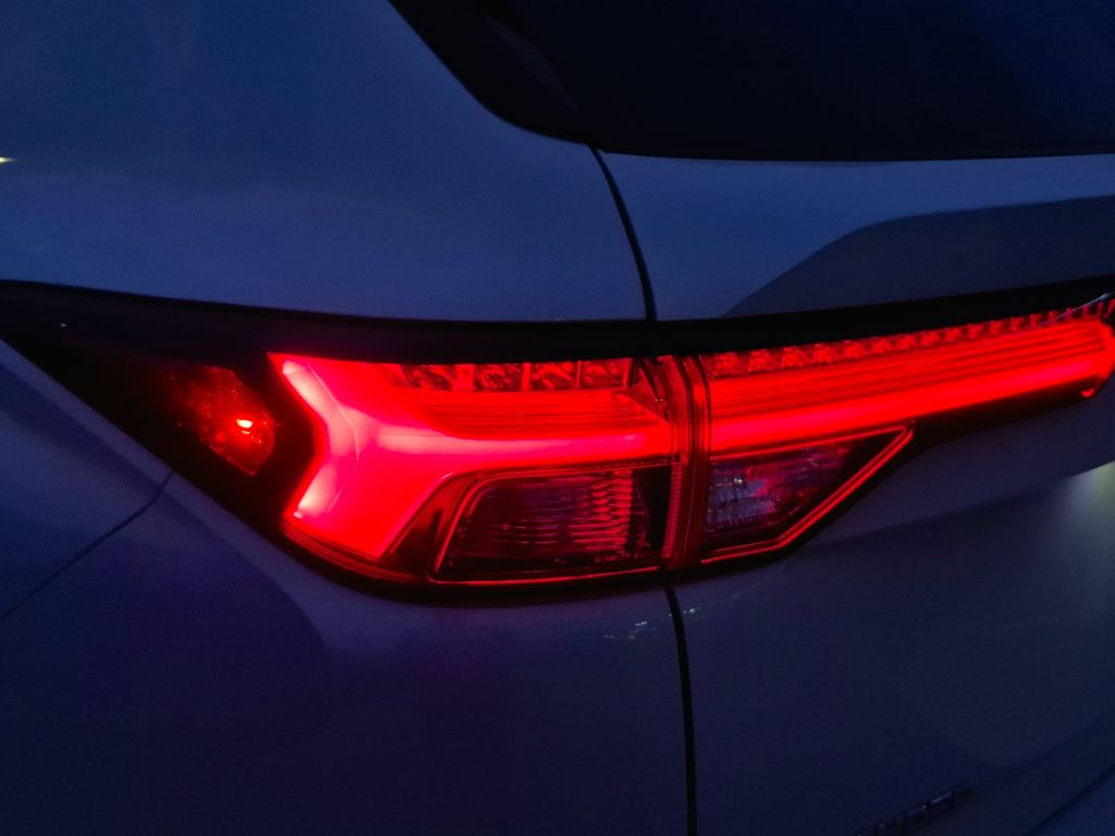 2022 Mitsubishi Outlander SE White at DeMontrond Automotive Group