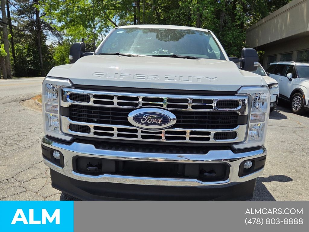 Used 2025 White Ford XLT image 16
