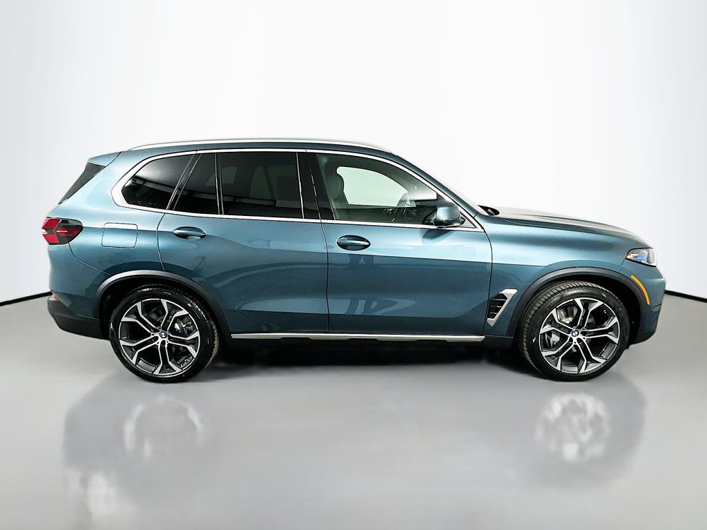 Thumbnail: 2026 BMW X5 - 4
