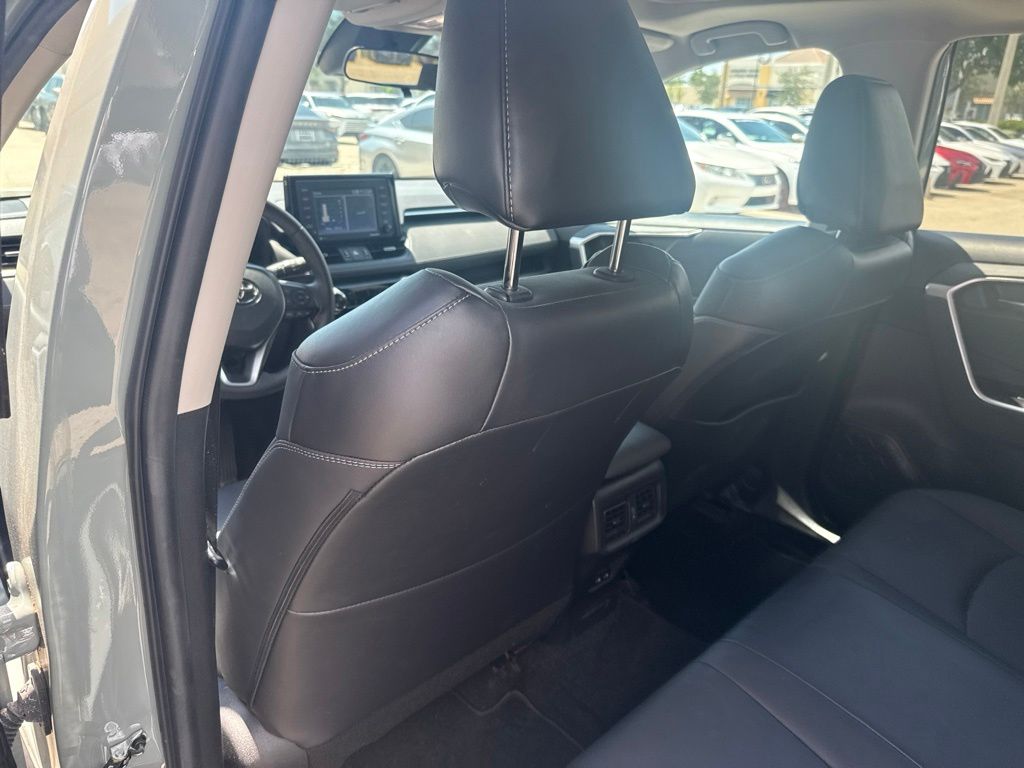Used 2022 Gray Toyota XLE Premium image 19