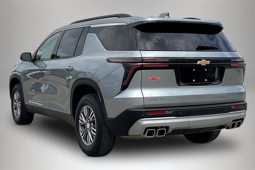 Used 2025 Chevrolet Traverse LT 4D Sport Utility
