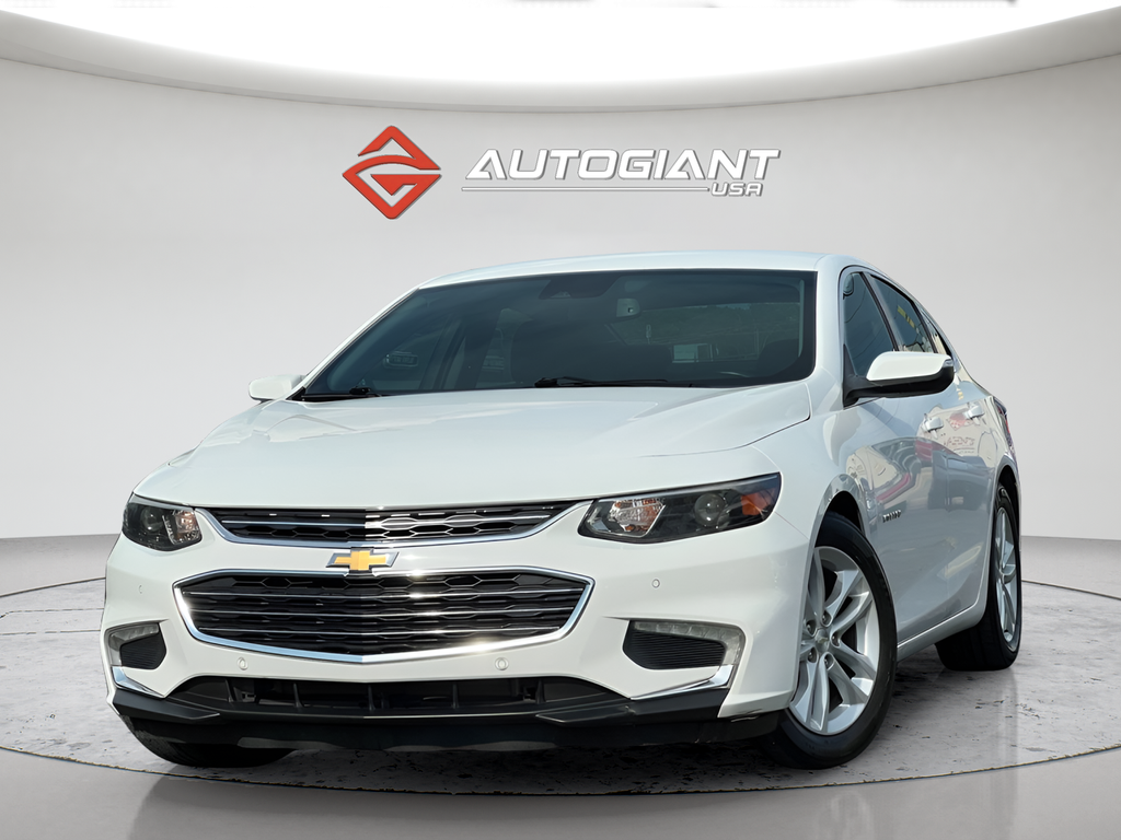 Summit White 2017 Chevrolet Malibu Sedan Front-Wheel Drive 6-Speed Automatic