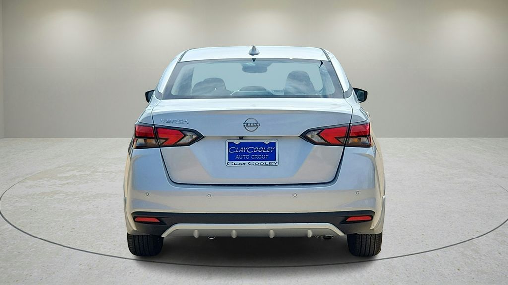 2025 Nissan Versa