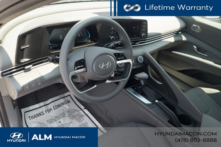New 2026 White Hyundai SE image 14