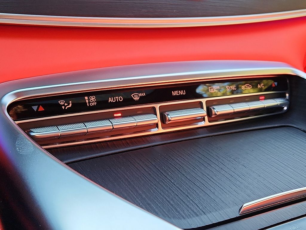 Thumbnail: 2022 Mercedes-Benz AMG GT - 16