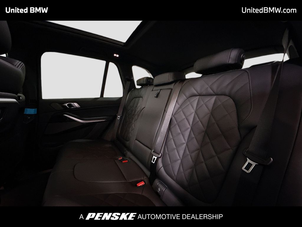 Thumbnail: 2026 BMW X5 - 13