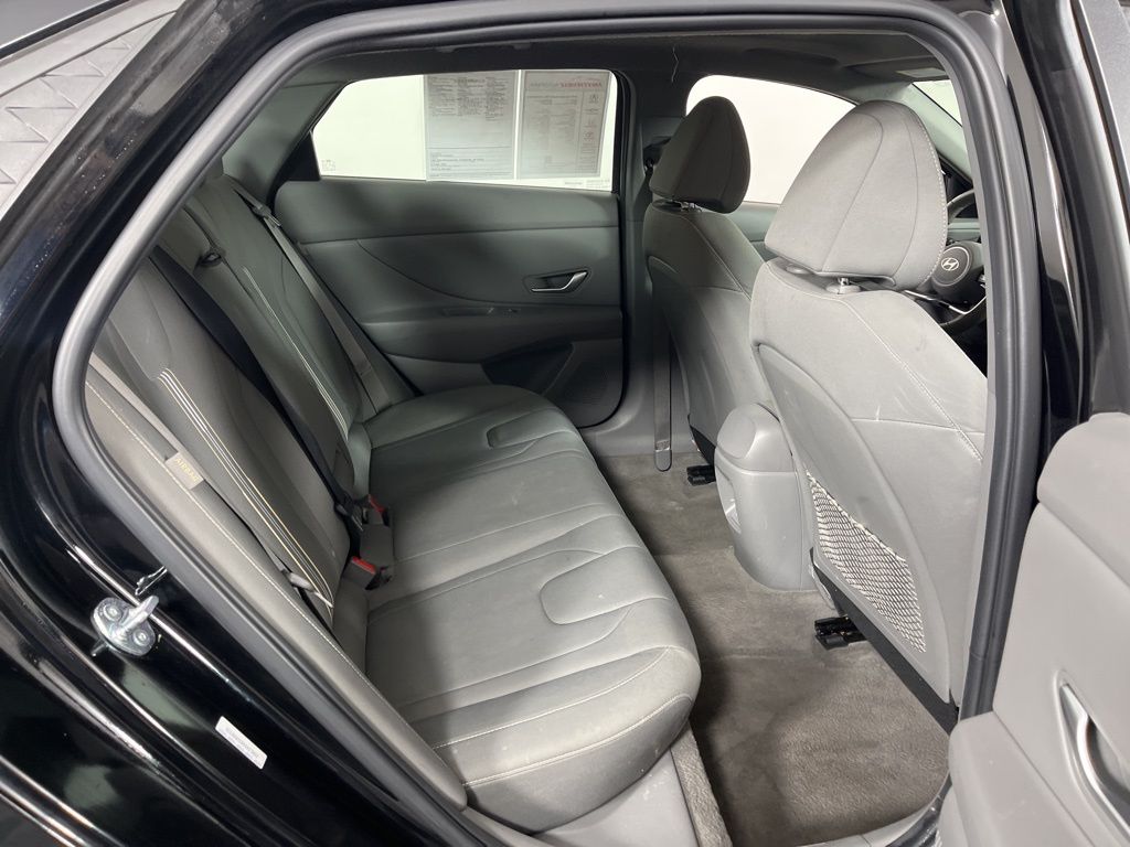 Thumbnail: 2025 Hyundai Elantra - 8