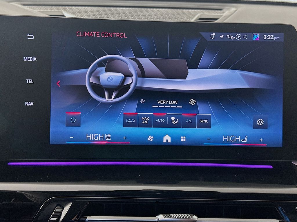 Thumbnail: 2024 BMW X1 - 16