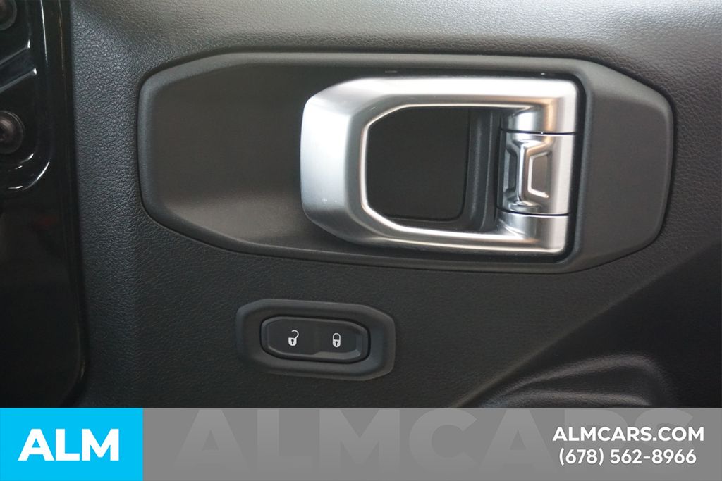 Used 2025 Black Jeep Sport S image 46