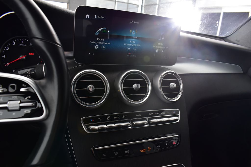 Thumbnail: 2021 Mercedes-Benz GLC - 18