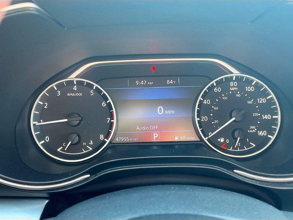 Used 2019 White Nissan 3.5 S image 12