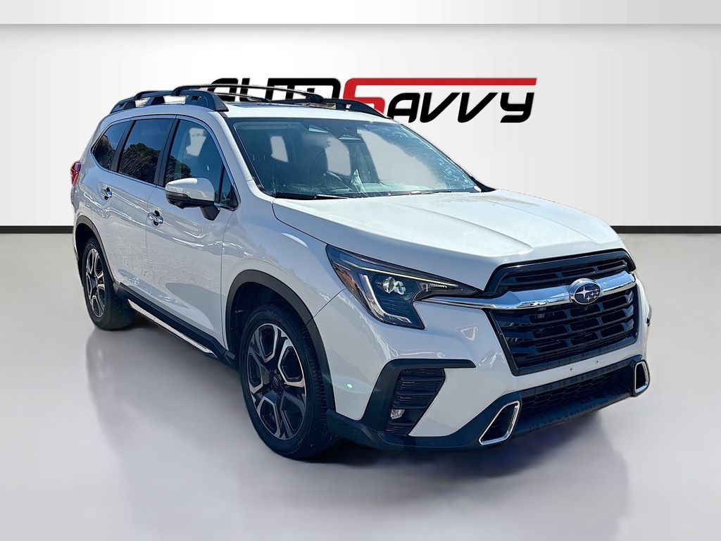 2023 Subaru Ascent Touring's photo