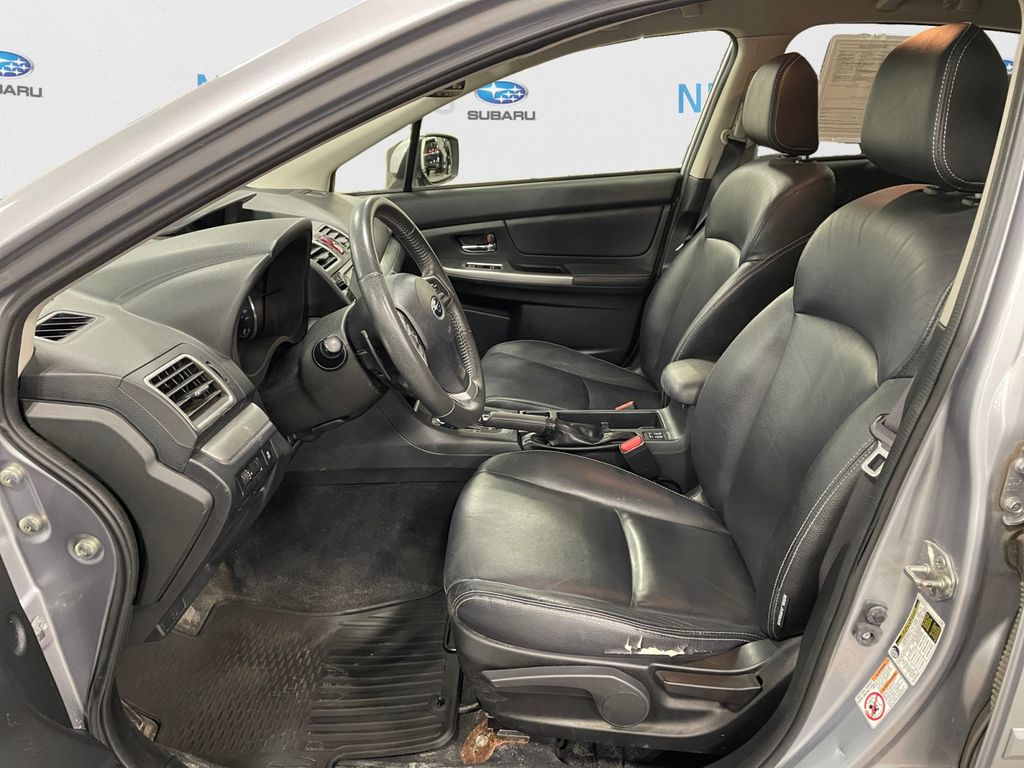 Used 2015 Ice Silver Metallic Subaru 2.0i Limited image 8