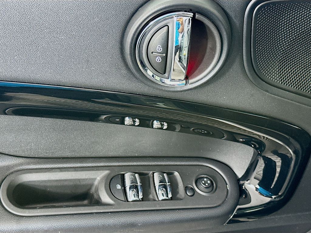 Thumbnail: 2019 MINI Cooper Countryman - 17