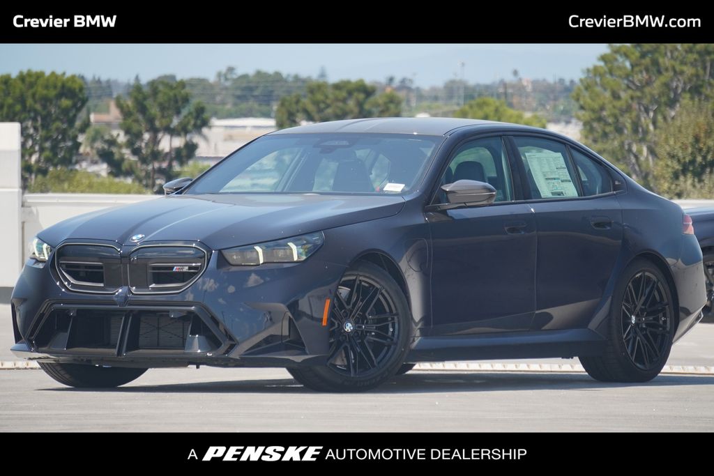 Thumbnail: 2026 BMW M5 - 1