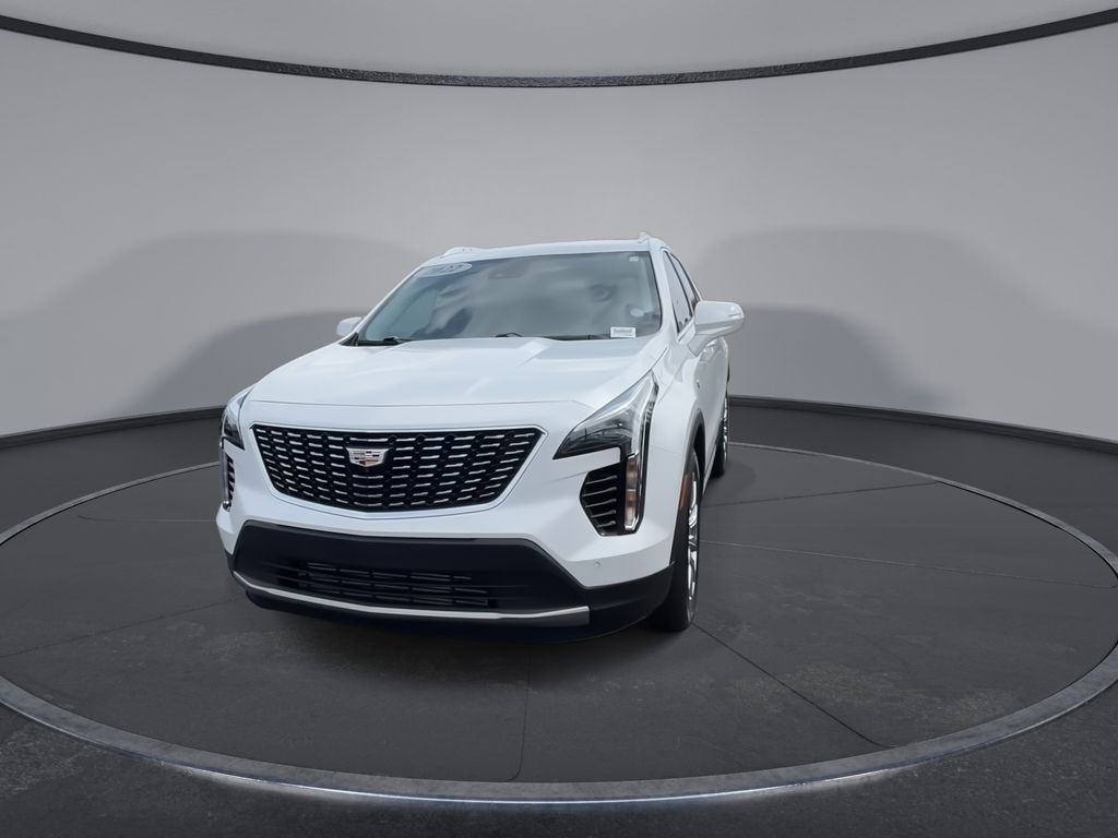 Thumbnail: 2022 Cadillac XT4 - 4