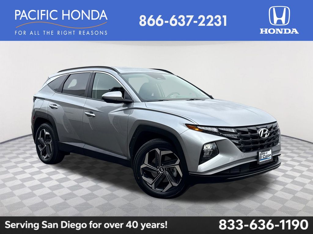 Shimmering Silver 2024 Hyundai Tucson Hybrid Plug-In SUV / Crossover All-Wheel Drive 6-Speed Automatic