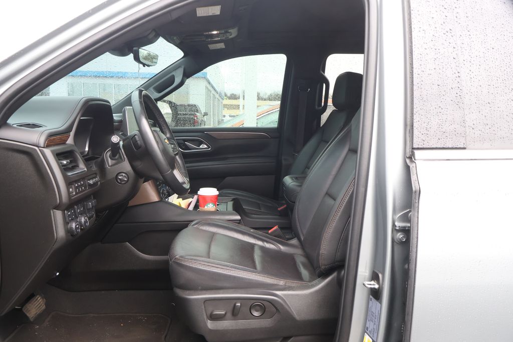 Thumbnail: 2024 Chevrolet Suburban - 9