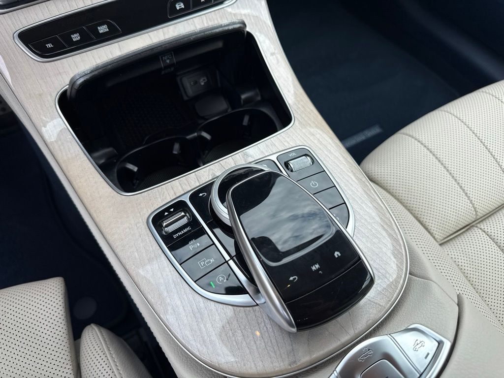 Thumbnail: 2023 Mercedes-Benz E-Class - 26
