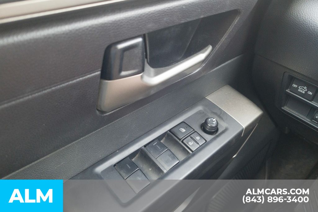 Used 2024 Ice Toyota SR5 image 33