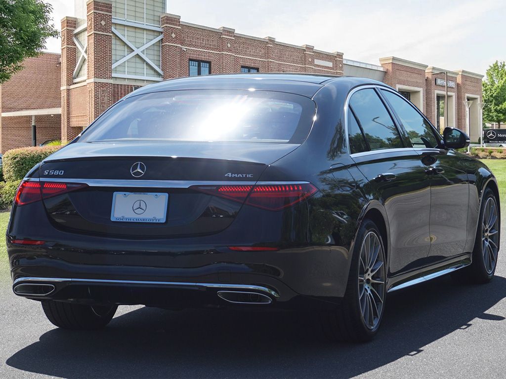 Thumbnail: 2026 Mercedes-Benz S-Class - 6