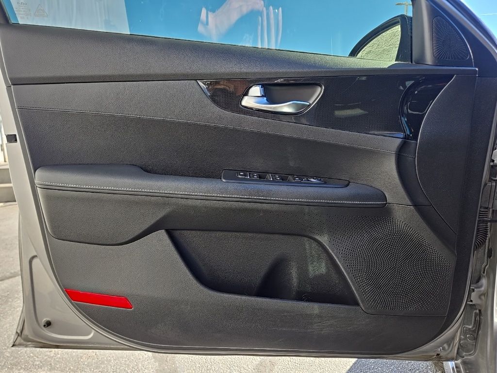 Used 2023 Gray Kia GT-Line image 14