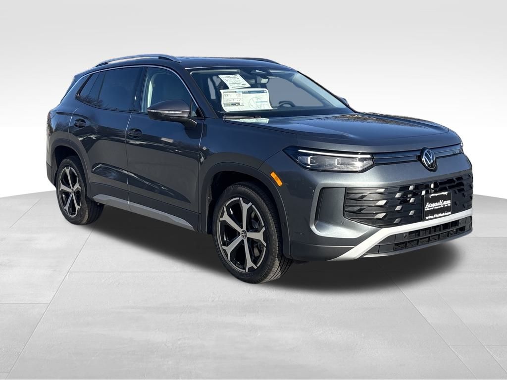 2026 Volkswagen Tiguan SE's photo