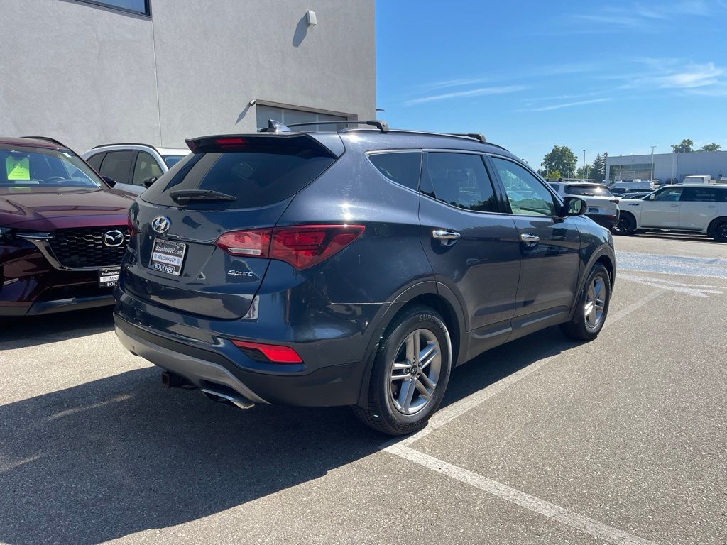 Used 2017 Marlin Blue Hyundai 2.4 Base image 3