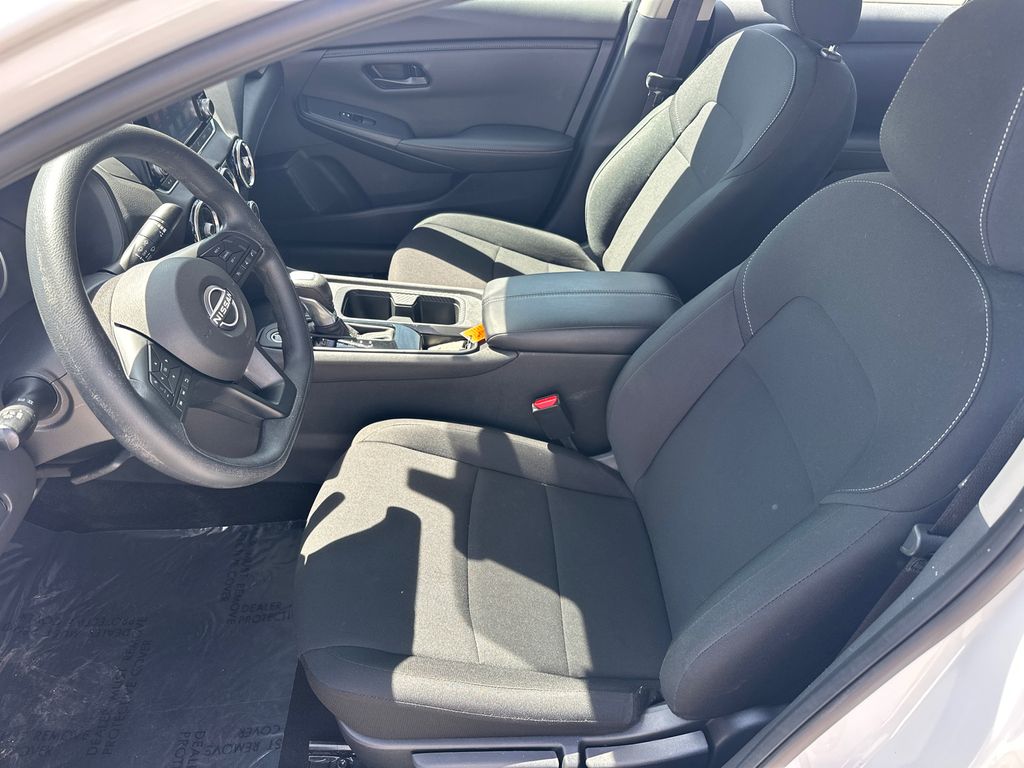 Used 2025 White Nissan S image 9