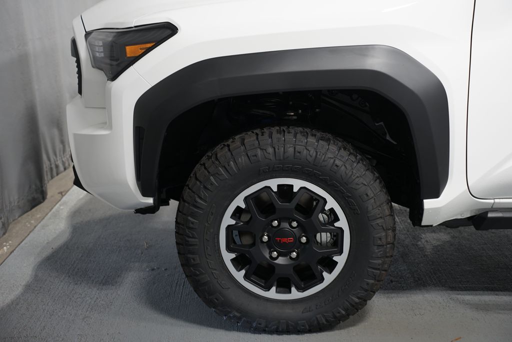 Thumbnail: 2025 Toyota Tacoma - 5