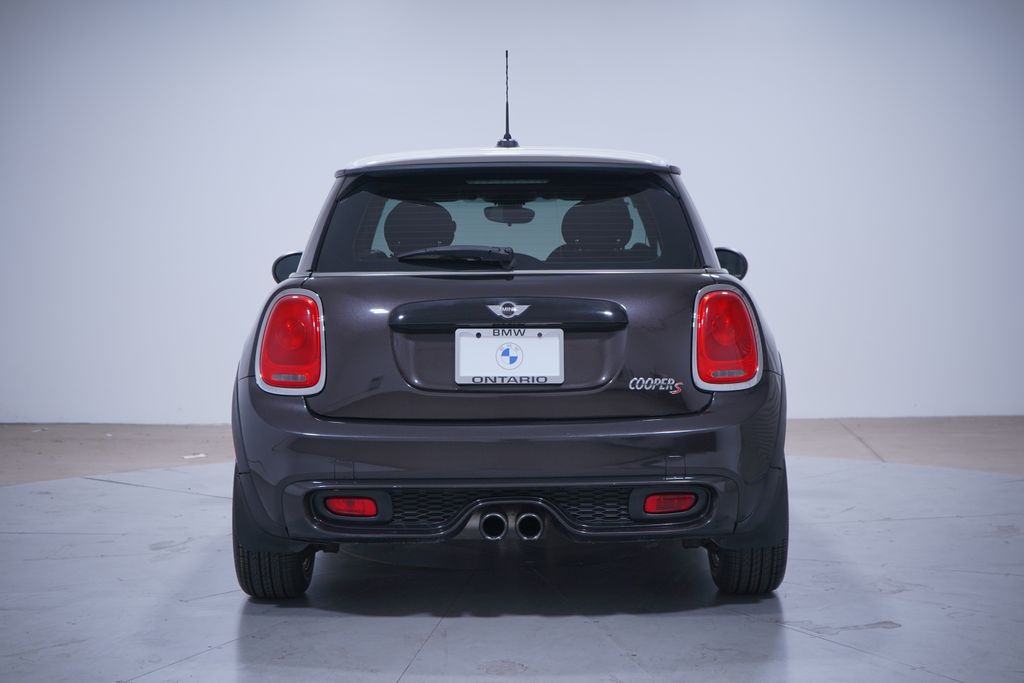 2015 MINI Cooper S Base 5