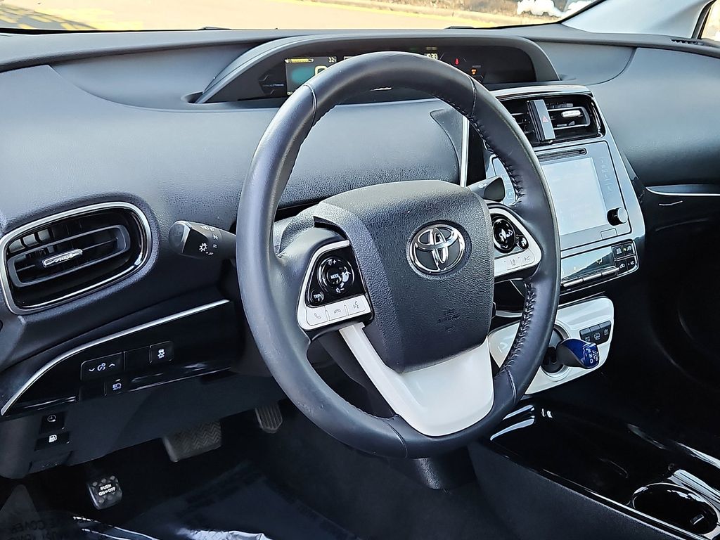 Thumbnail: 2018 Toyota Prius Prime - 27